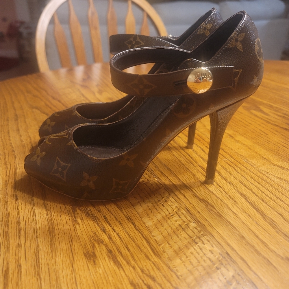 Louis Vuitton Monogram Ritual Mary Jane Peep Toe Shoes Pumps Heels
